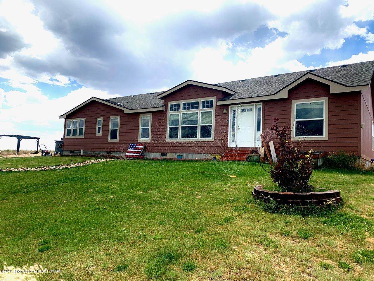 267 Meadow Lark Ln - Photo 1