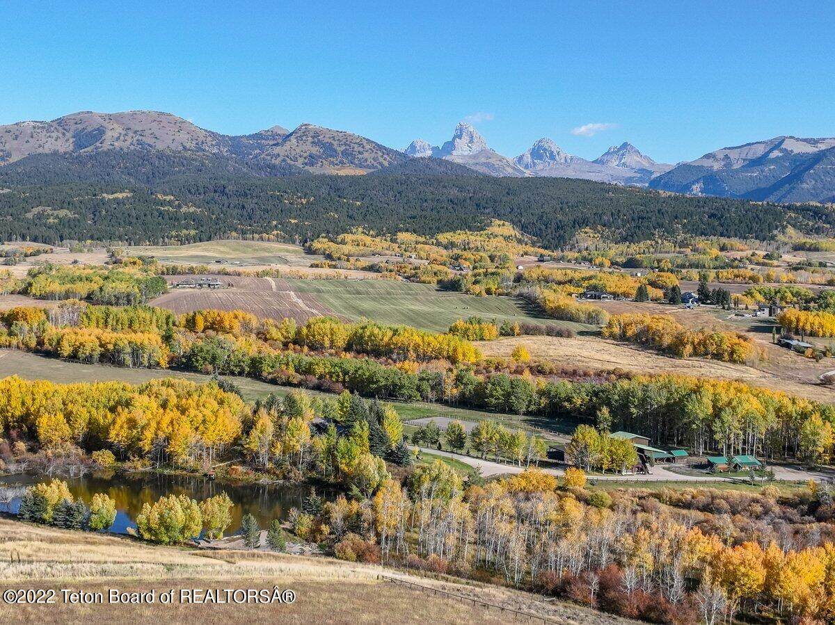 2040 Stateline Road - Photo 1