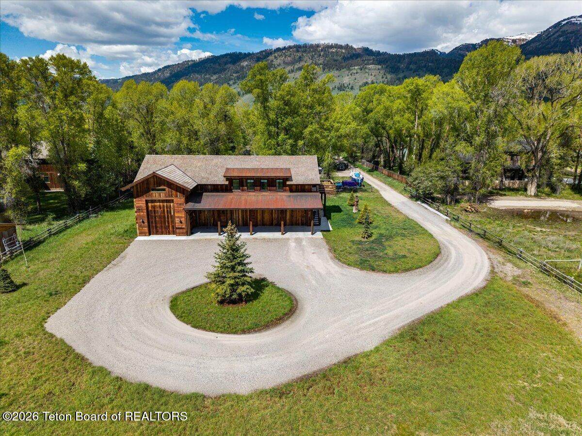 https://bt-photos.global.ssl.fastly.net/teton/orig_boomver_2_26-1260-2.jpg