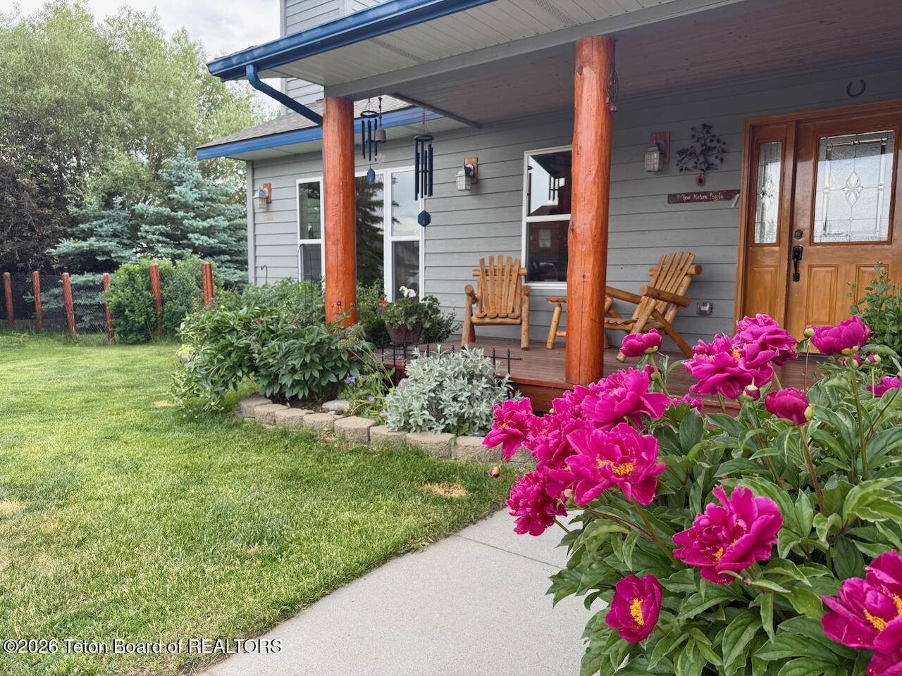 330 Meadowood Street - Photo 1