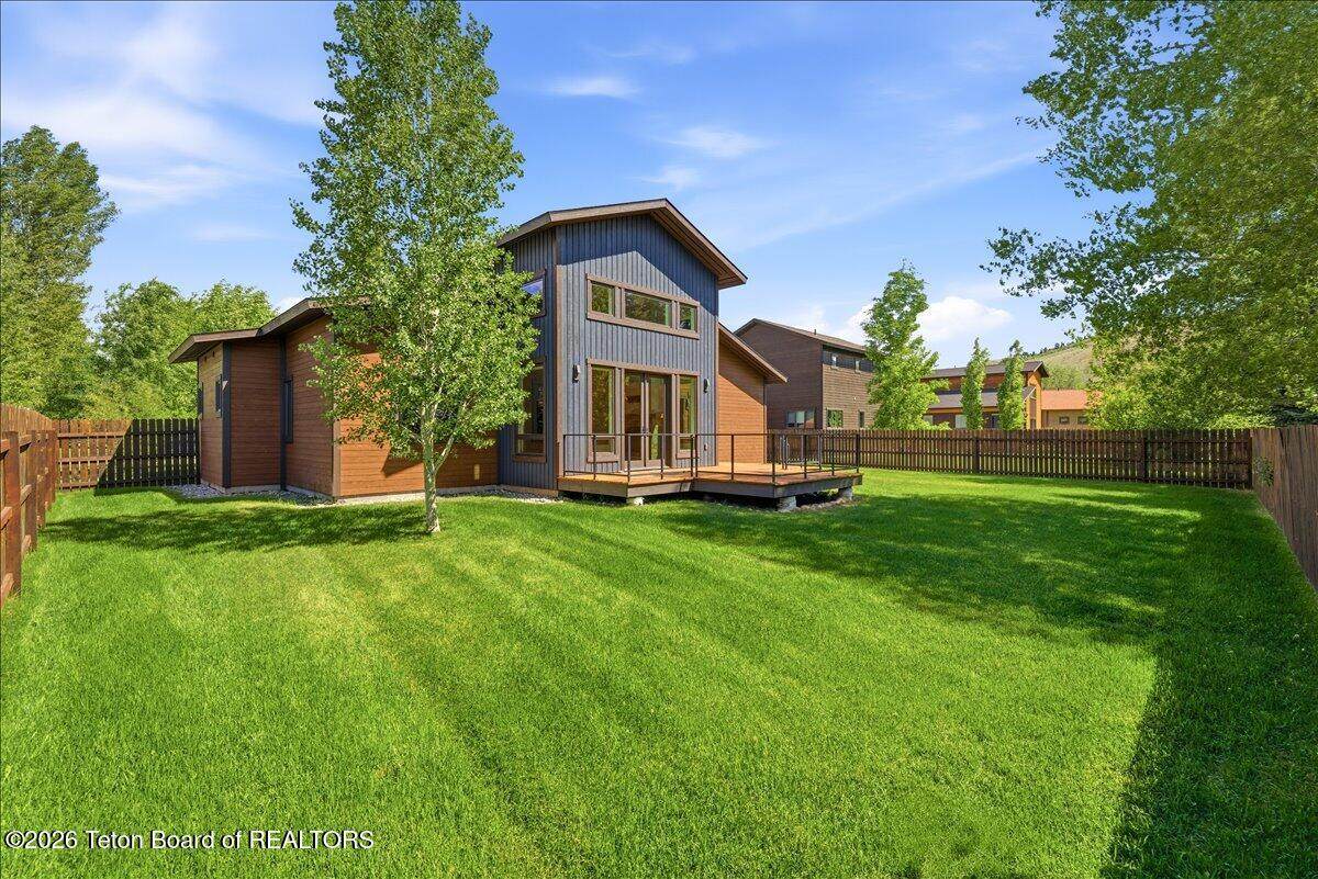 3052 Whitehouse Drive - Photo 1