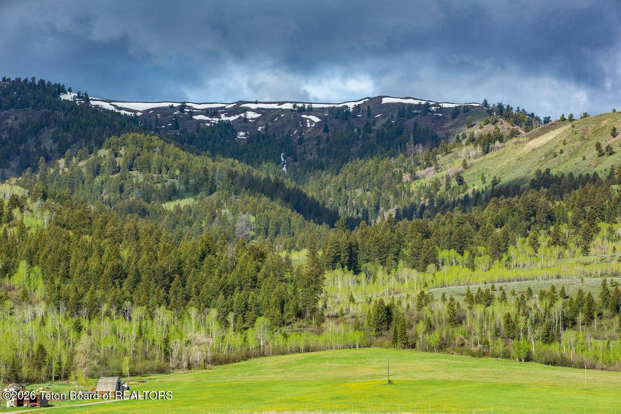 https://bt-photos.global.ssl.fastly.net/teton/1280_boomver_2_26-29-2.jpg