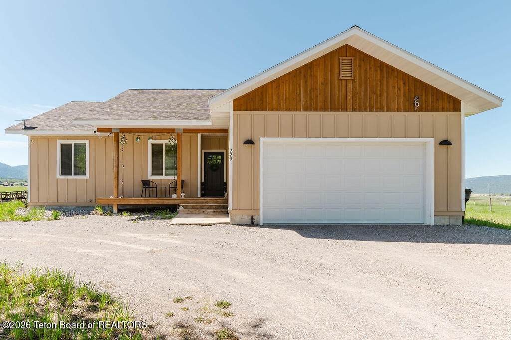 225 Bonneville Road - Photo 1