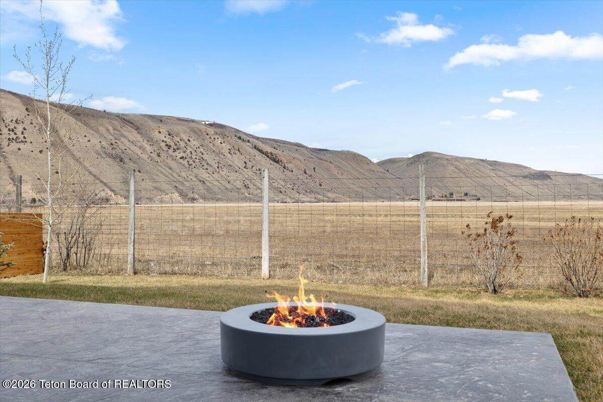 415 Teton Avenue - Photo 1