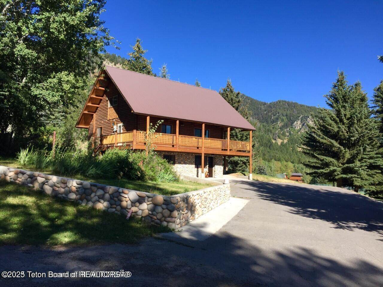 936 Vista W Drive - Photo 1