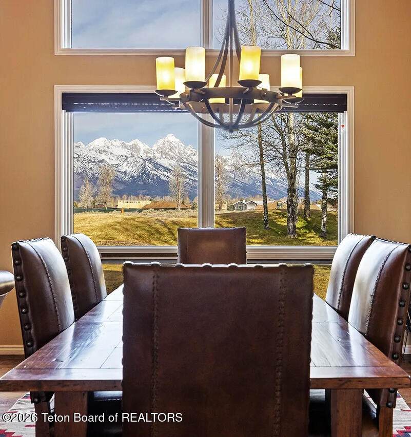 https://bt-photos.global.ssl.fastly.net/teton/1280_boomver_2_26-1208-2.jpg