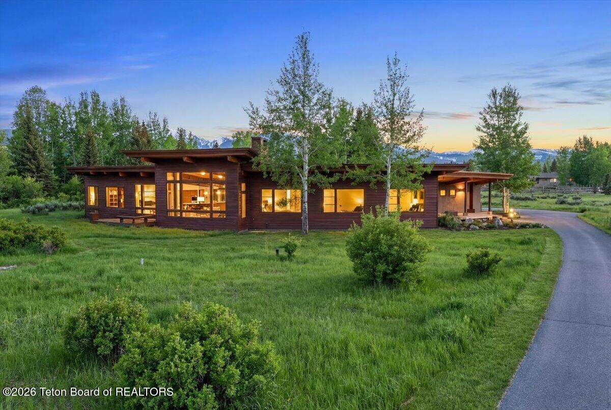 https://bt-photos.global.ssl.fastly.net/teton/orig_boomver_4_26-375-2.jpg