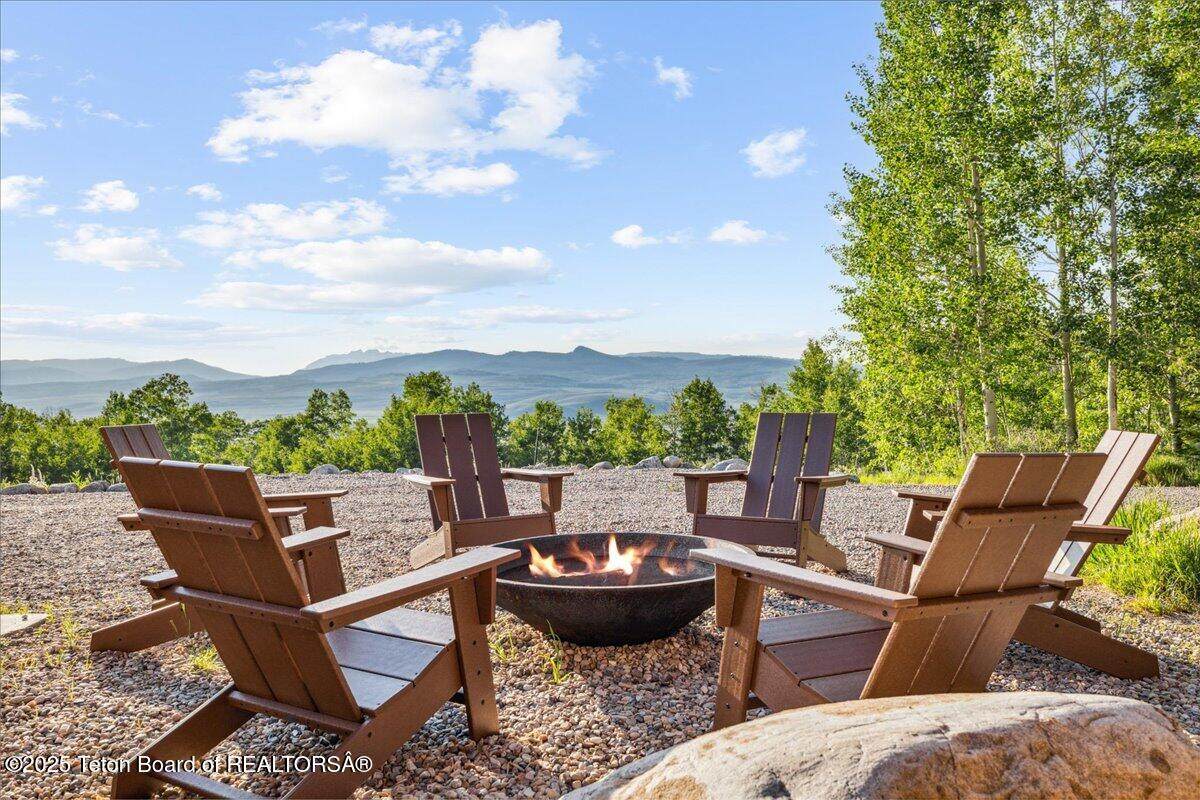 20 Trail Ride Lane - Photo 1