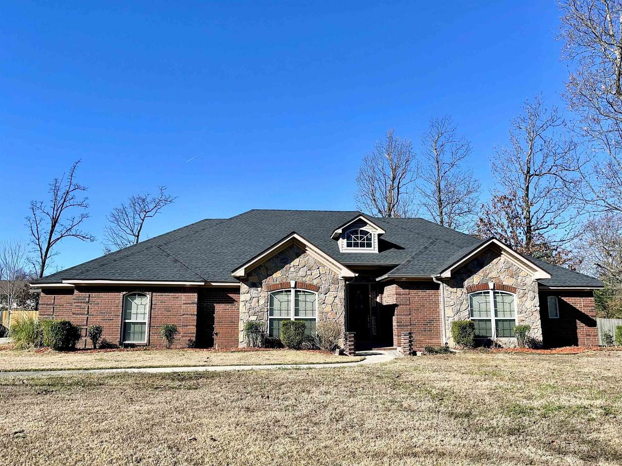 6817 Sanderson Ln - Photo 1