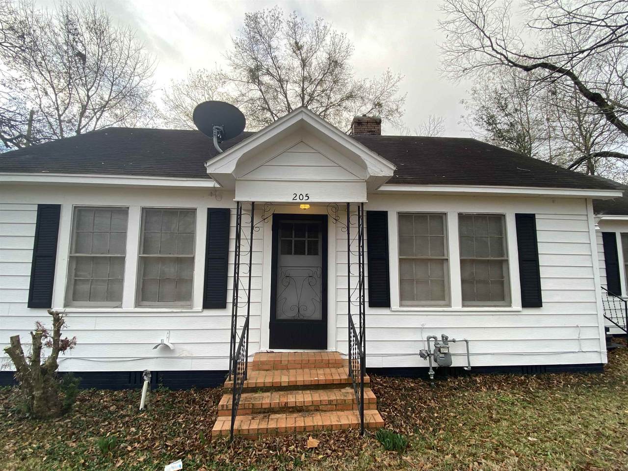 205 Miller - Photo 1