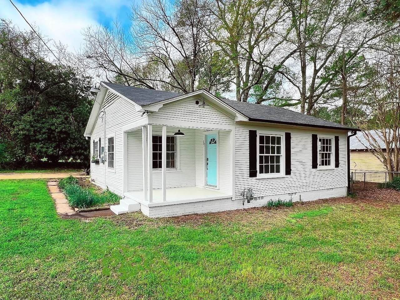 202 Virginia St - Photo 1