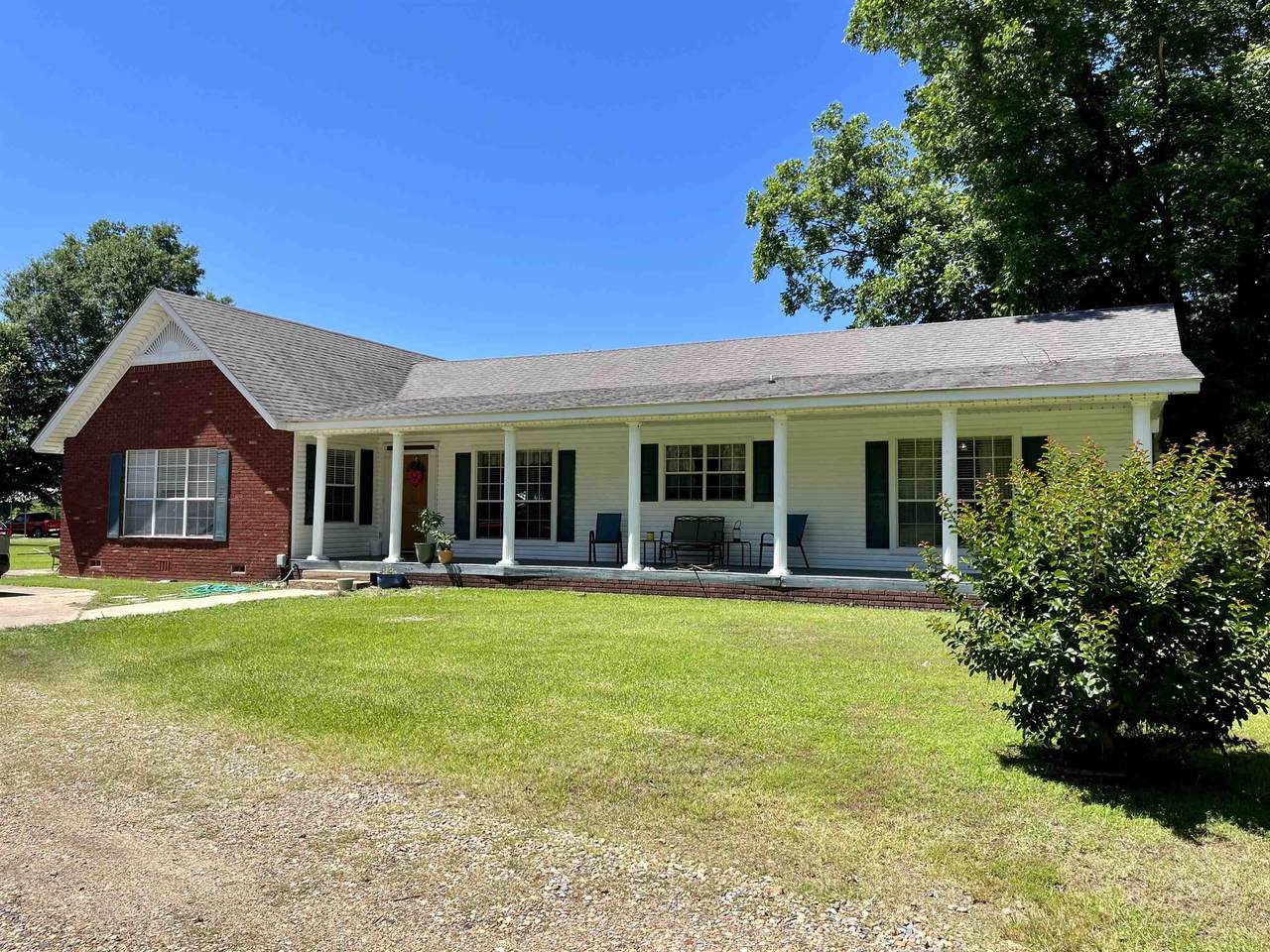 2525 Shady Pines Rd - Photo 1