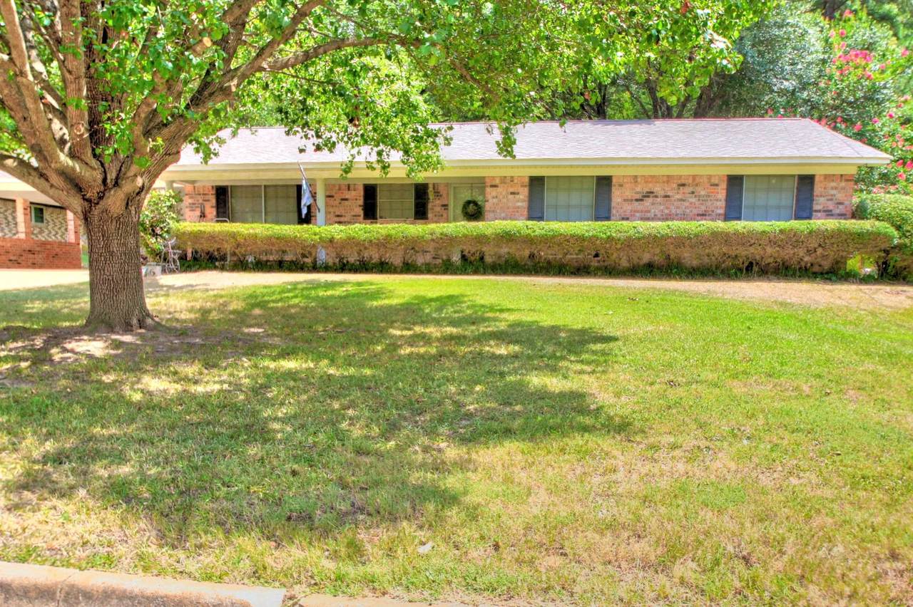 306 Pin Oak - Photo 1