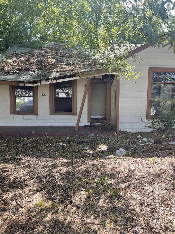 2406 Magnolia - Photo 1