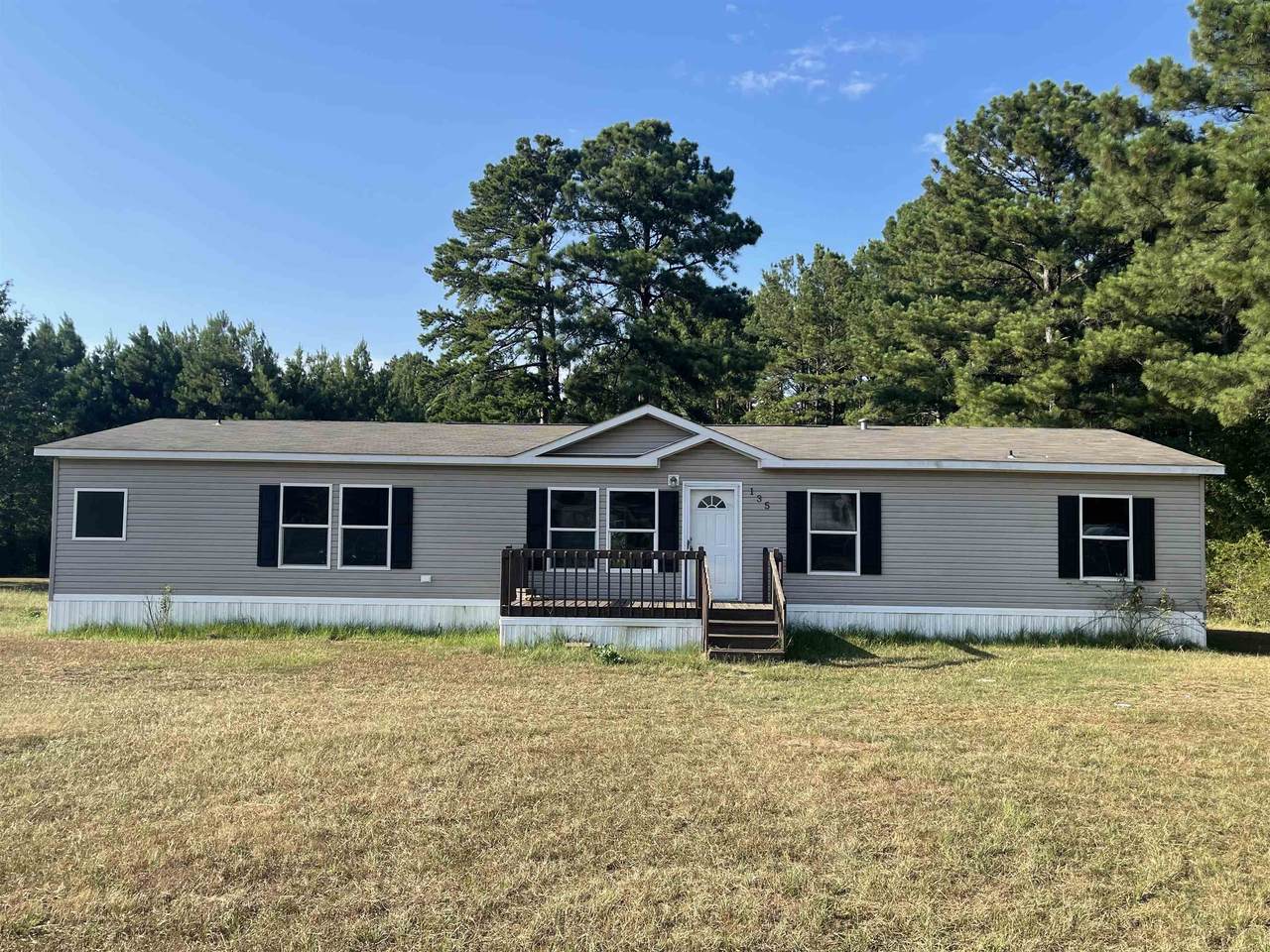 135 River Bend - Photo 1