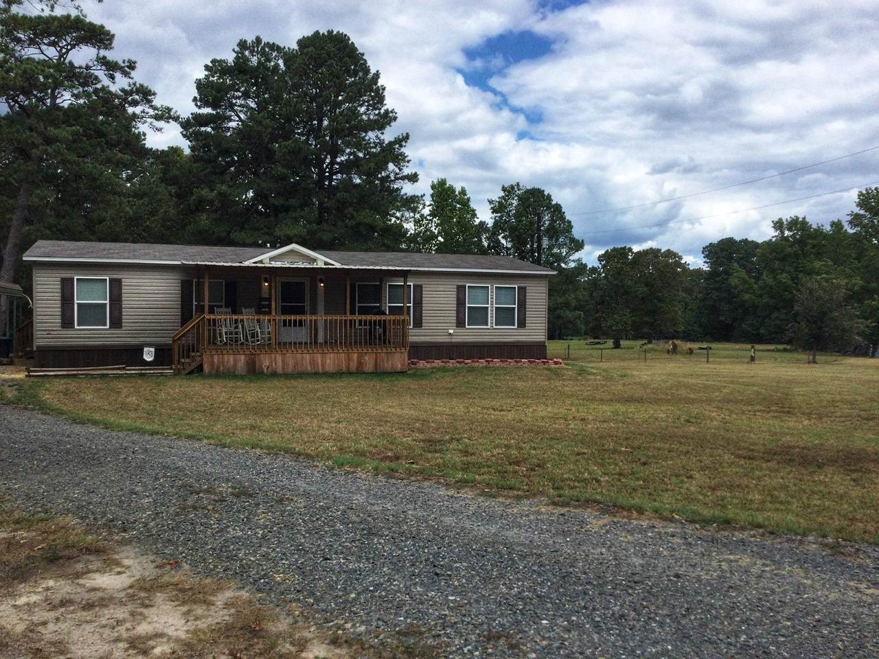 686 County Road 4117 - Photo 1