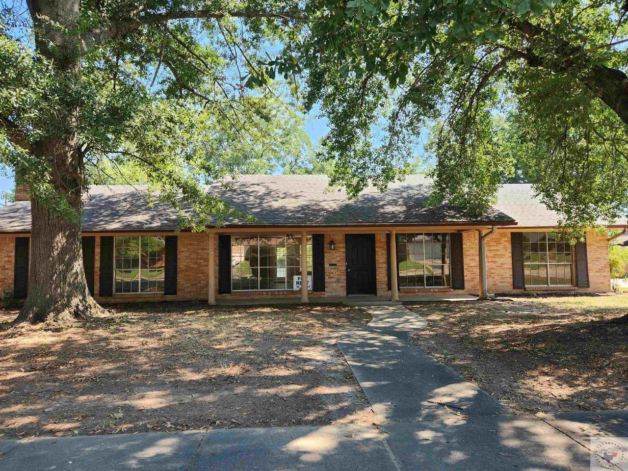 3708 Holloway Dr - Photo 1