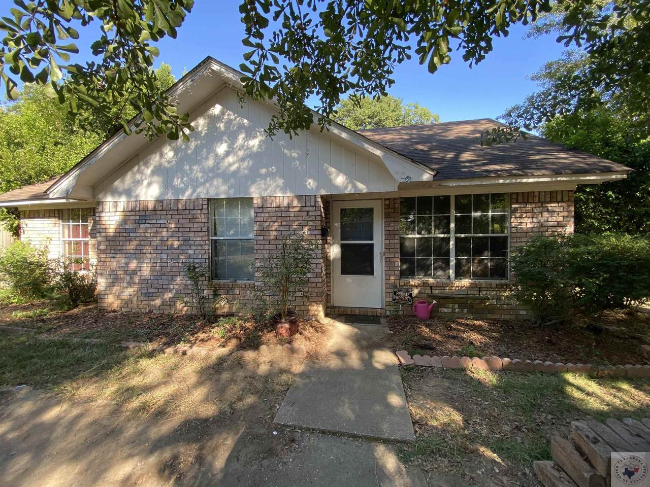 3802 Olive St - Photo 1