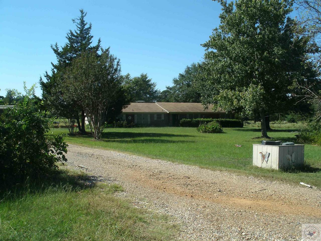 5329 Ware Rd - Photo 1