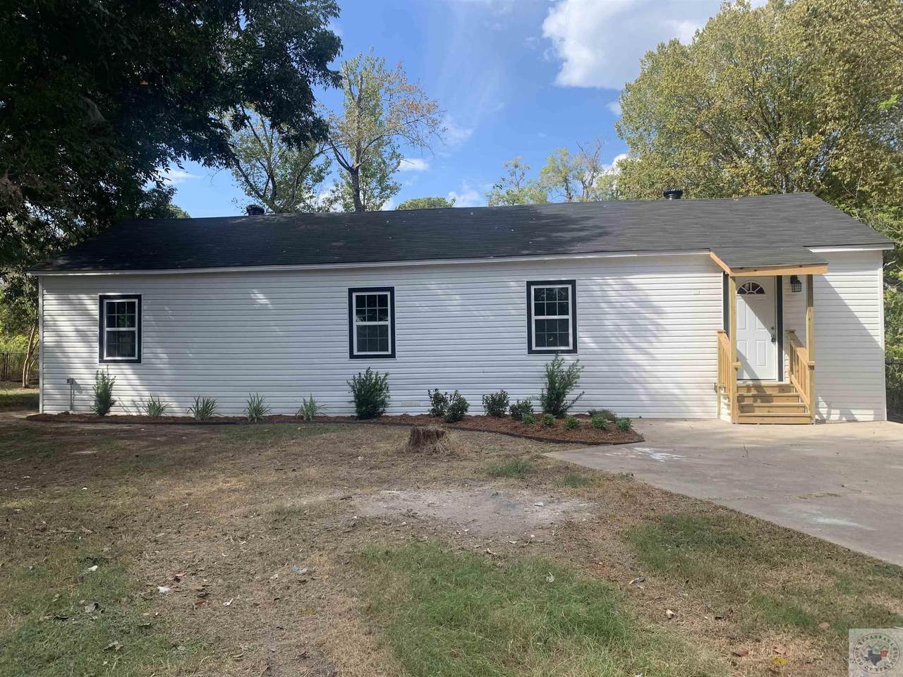 4 Reed Circle - Photo 1