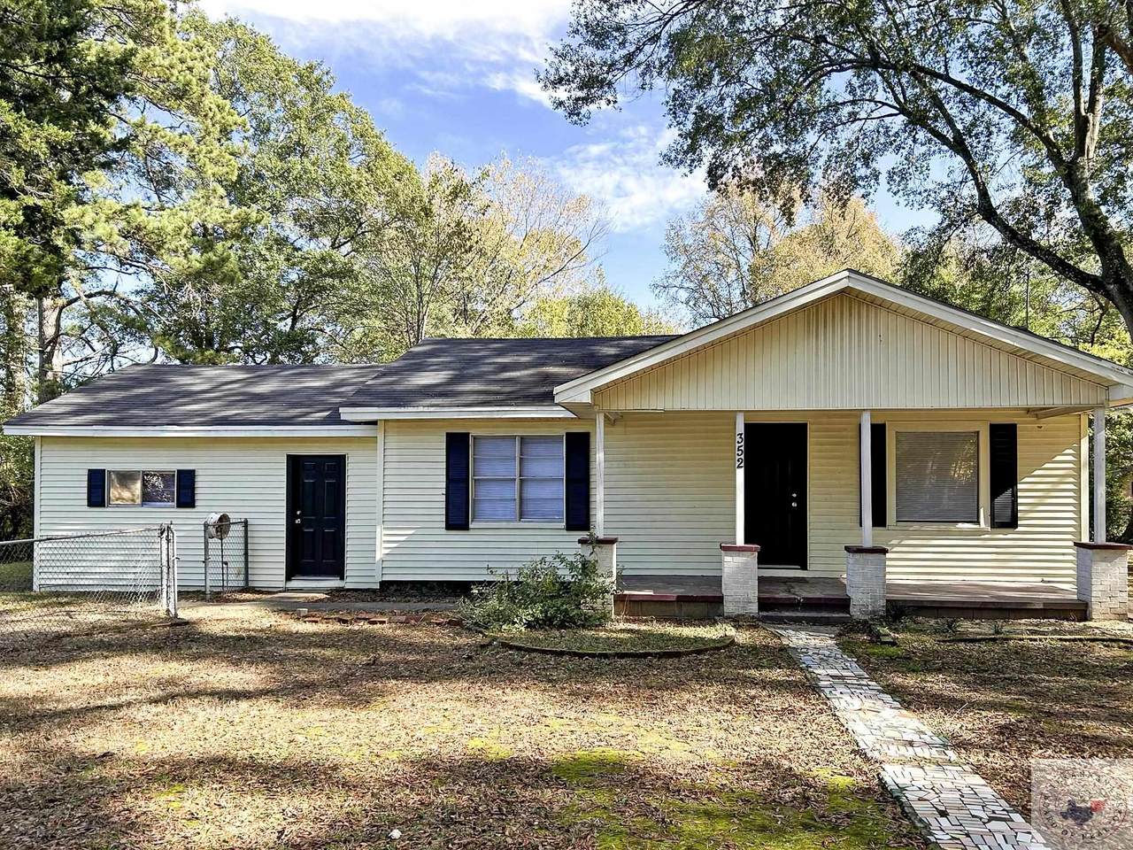352 Post Street - Photo 1