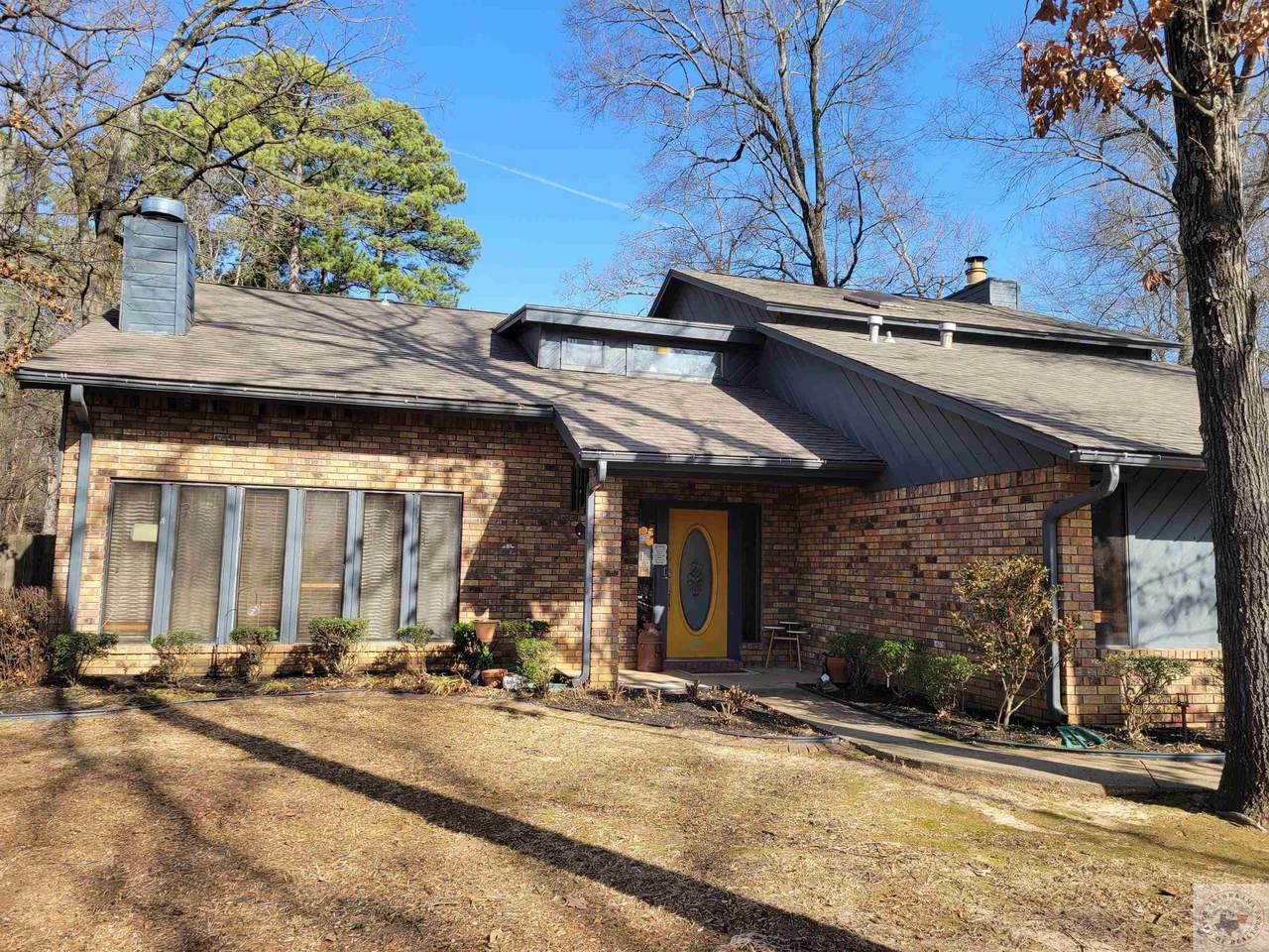 2906 Northview - Photo 1