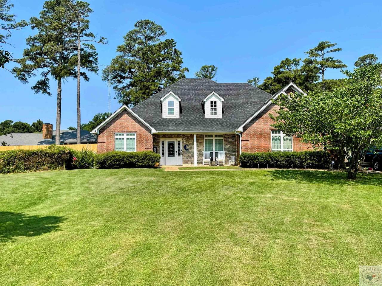 5815 Winchester Dr - Photo 1