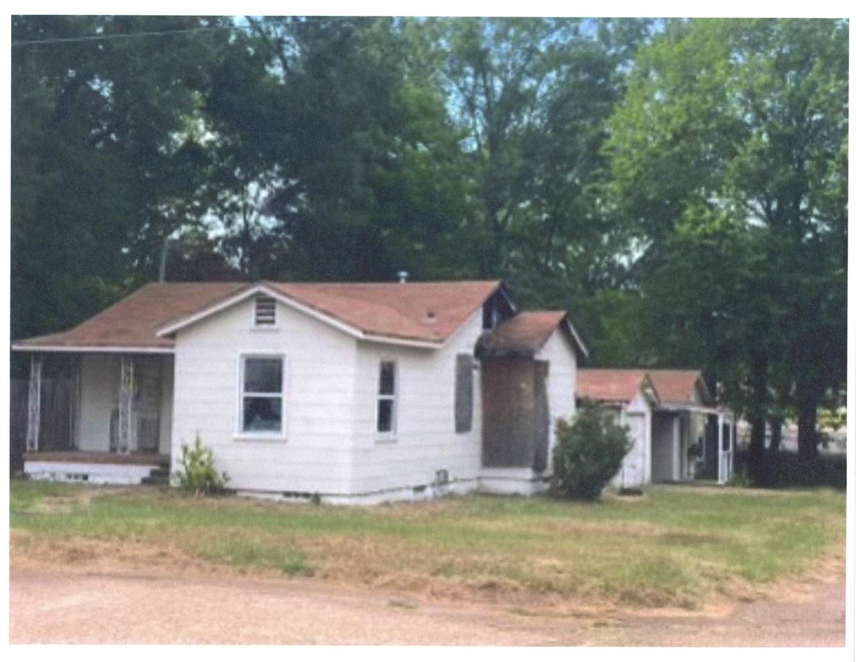 919 14TH - Photo 1