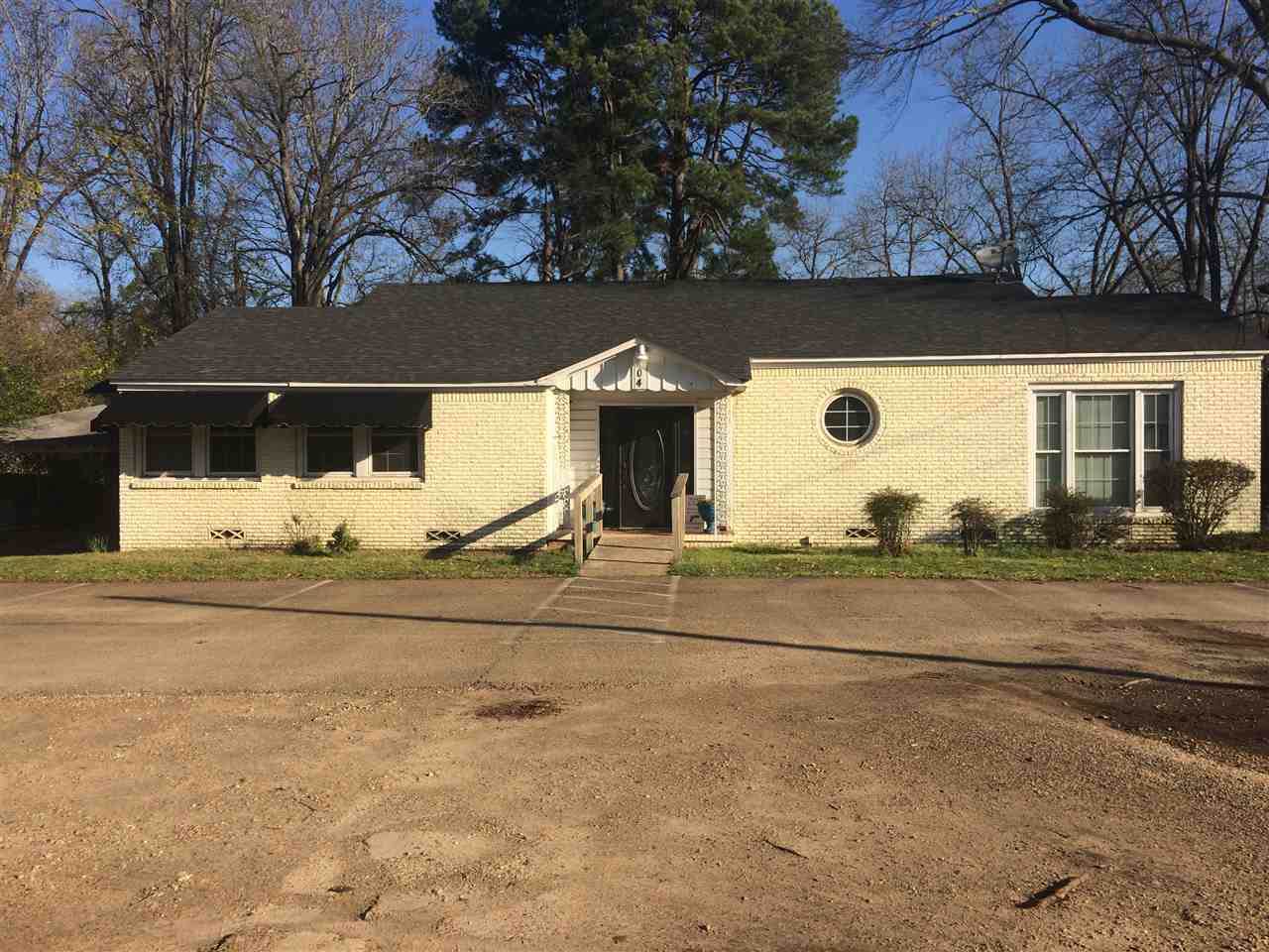 404 Main - Photo 1
