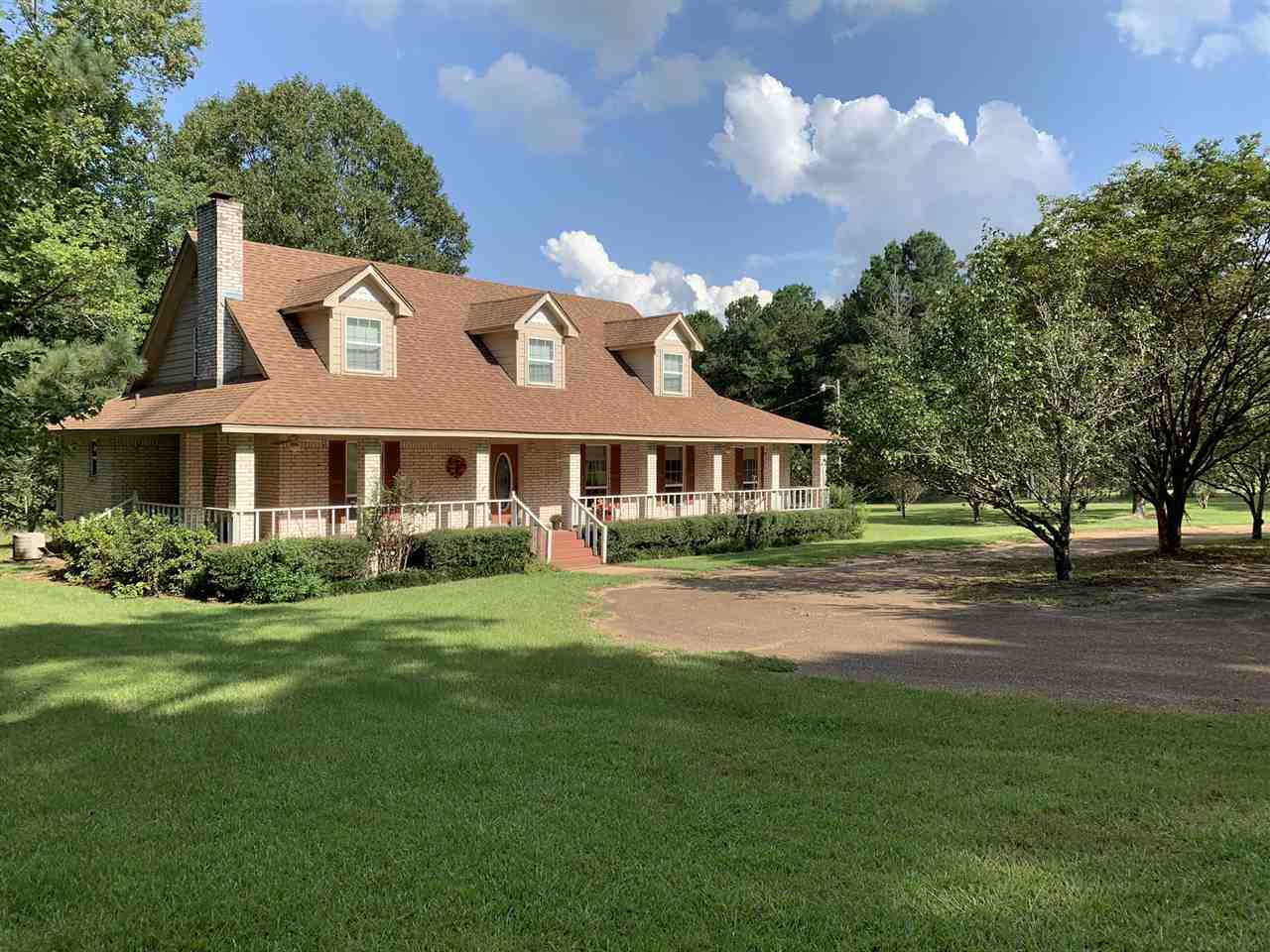 142 County Road 4111 - Photo 1