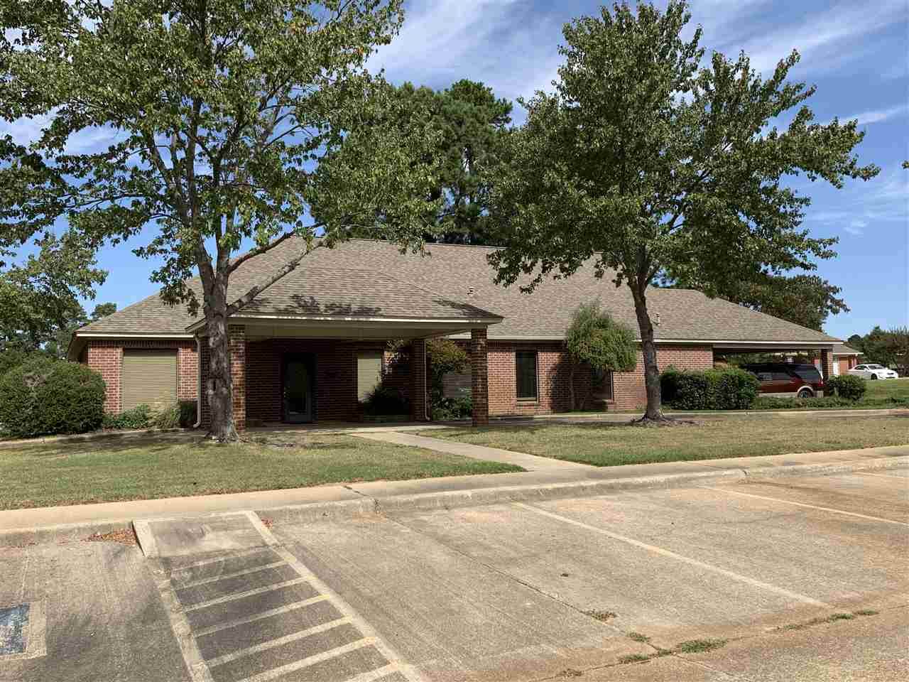 9 Woodmont Crossing - Photo 1