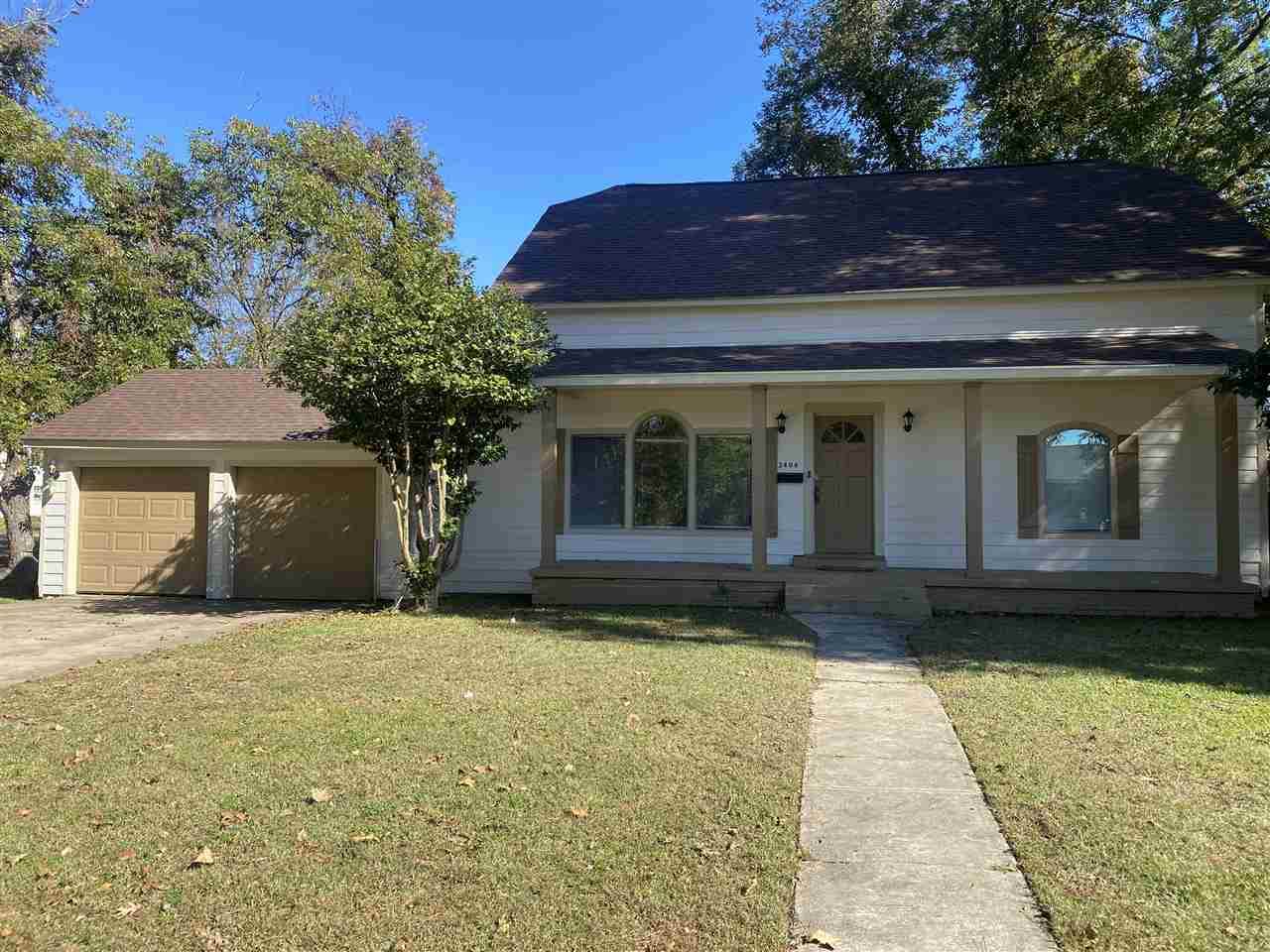 2408 Magnolia - Photo 1