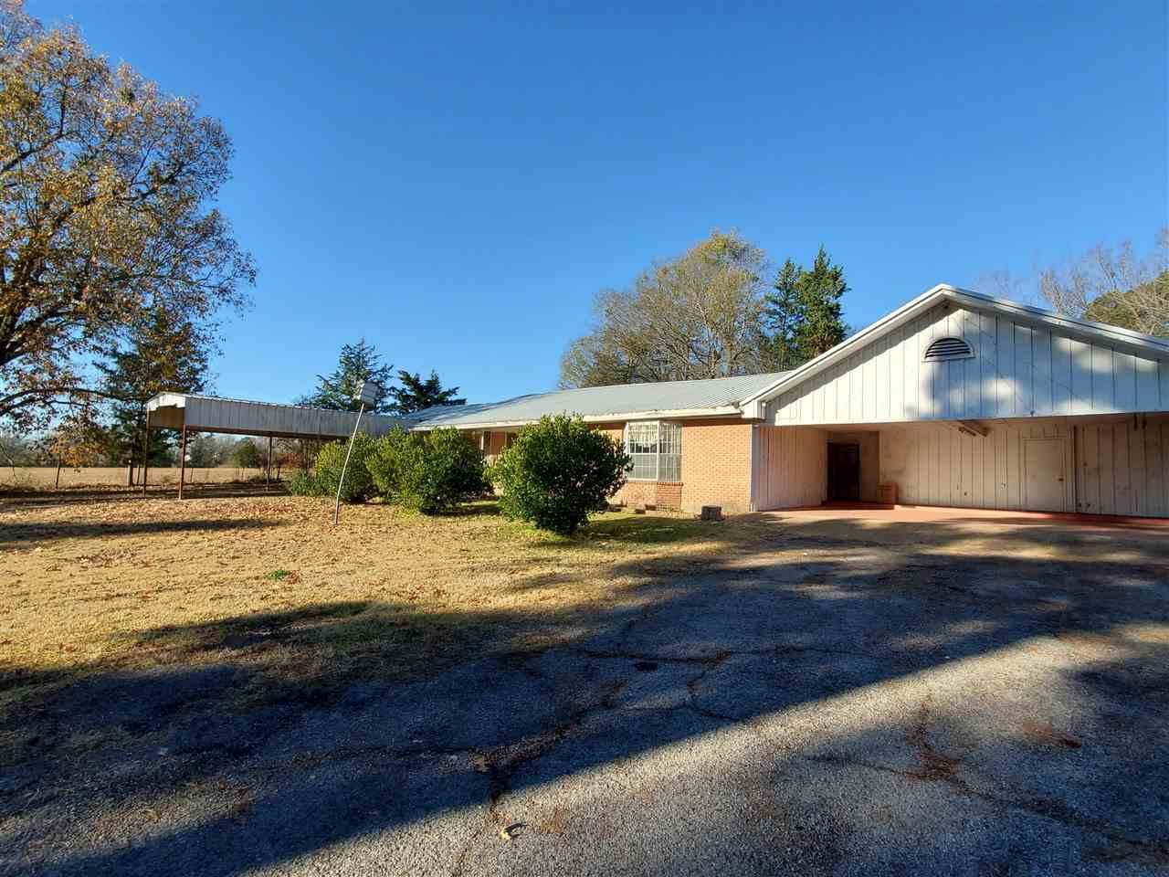 324 Browning St - Photo 1