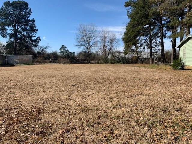106 Elm - Photo 1