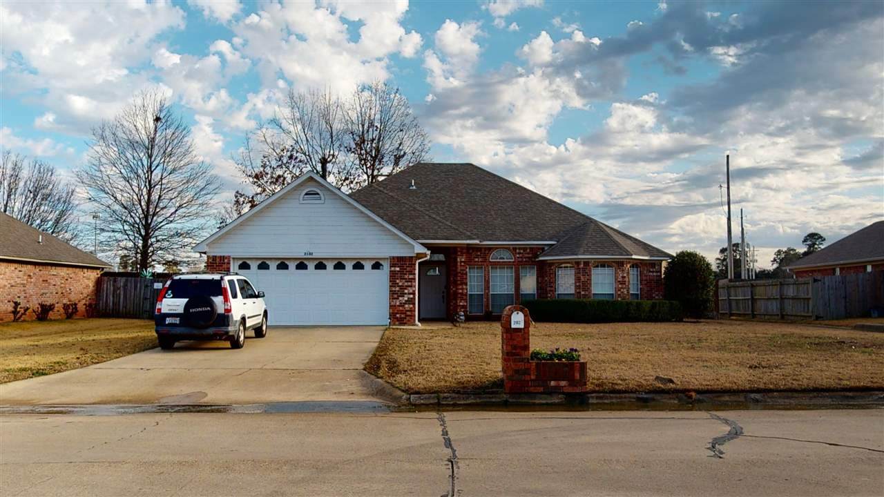 2102 Woodway - Photo 1