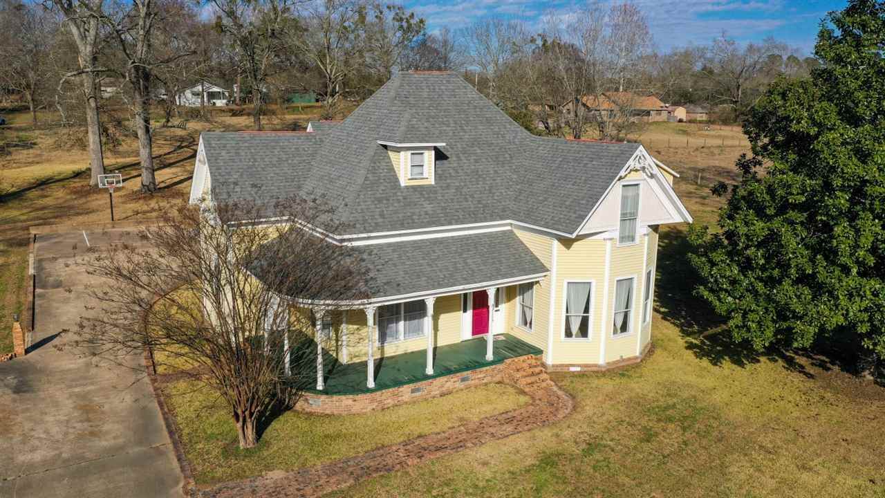 605 E Hiram Street - Photo 1