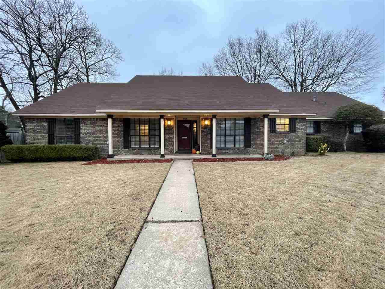 3708 Evergreen - Photo 1