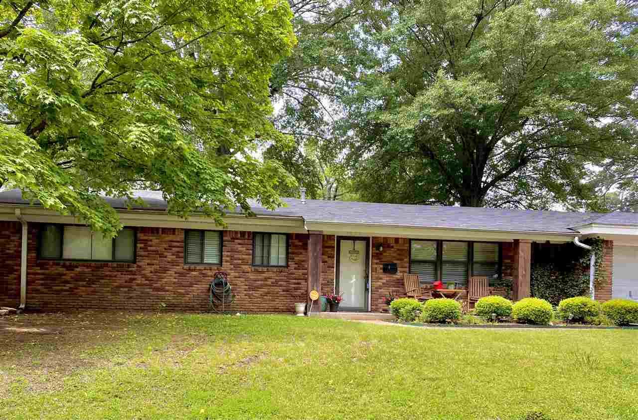 3907 Potomac Ave - Photo 1