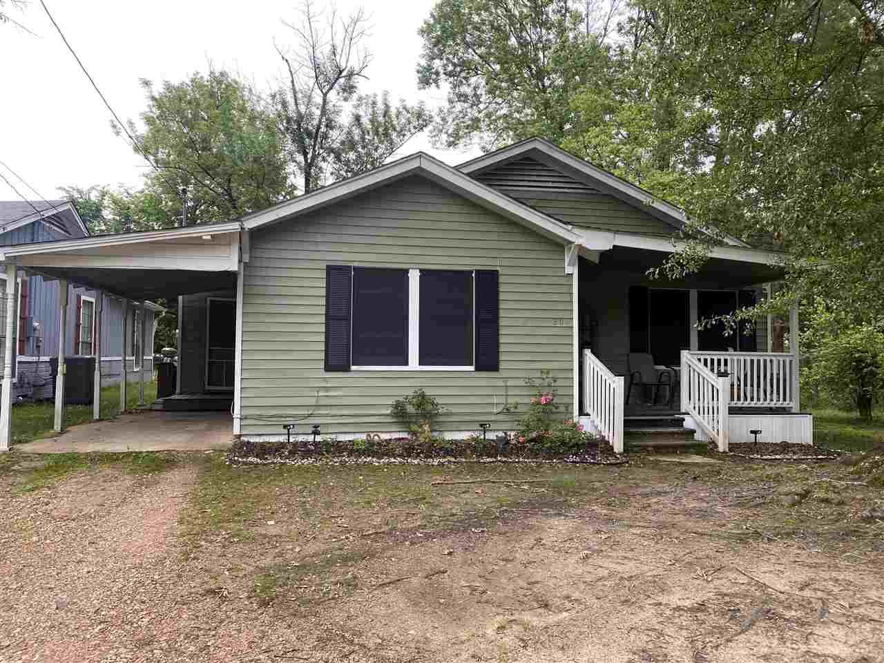 804 Mary Street - Photo 1