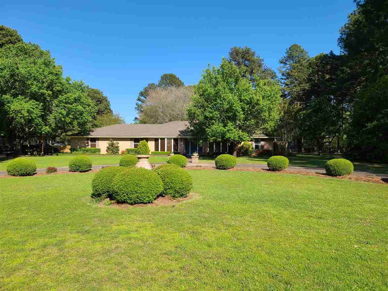 106 Ridgewood Circle - Photo 1