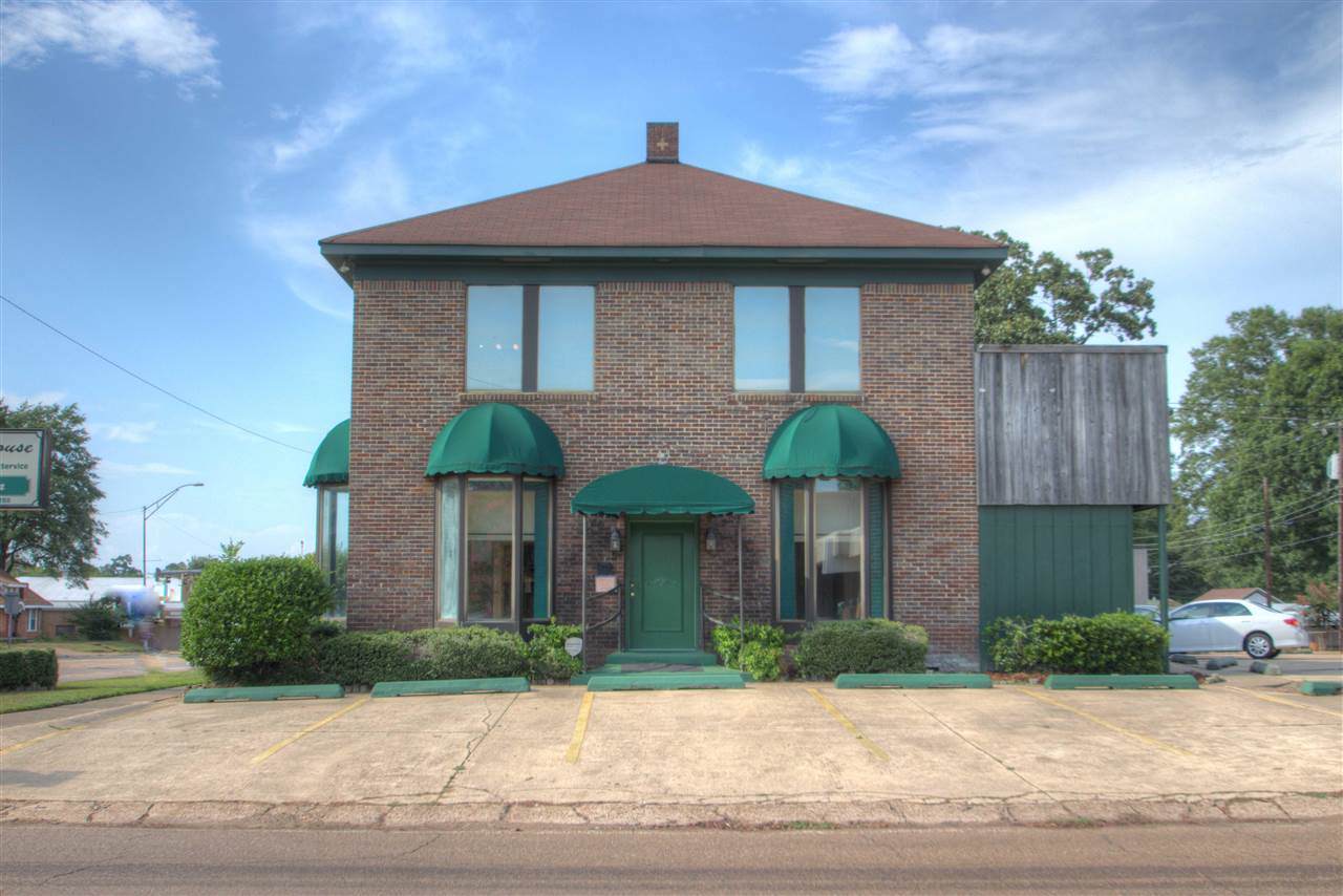 2300 State Line Avenue - Photo 1