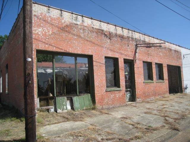 401 3RD - Photo 1