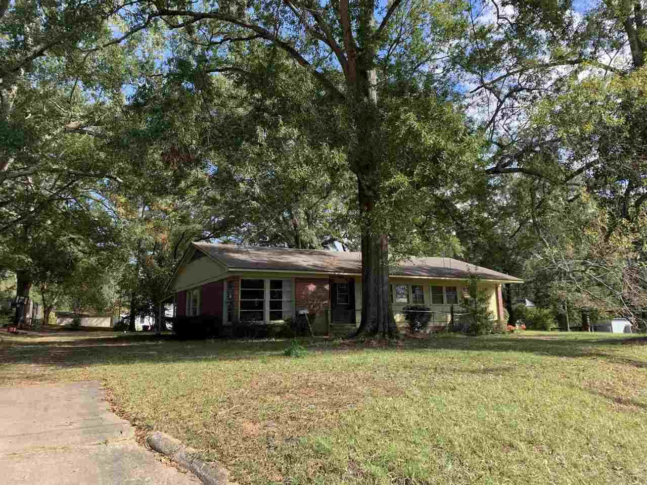 302 Butler - Photo 1