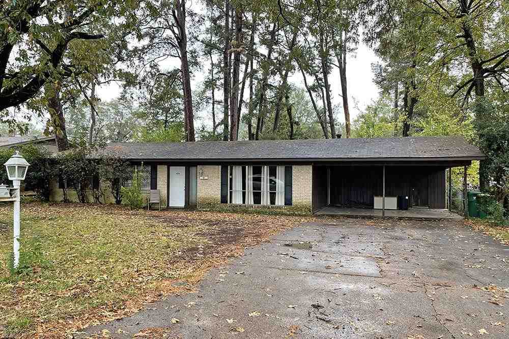 109 Oakhill Road - Photo 1