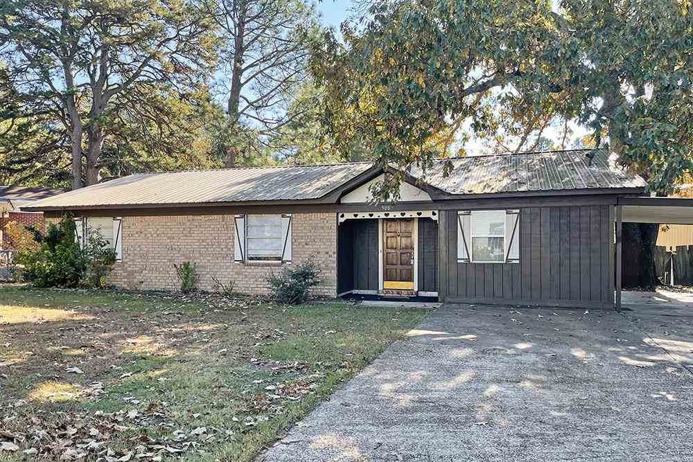 908 27th Street - Photo 1