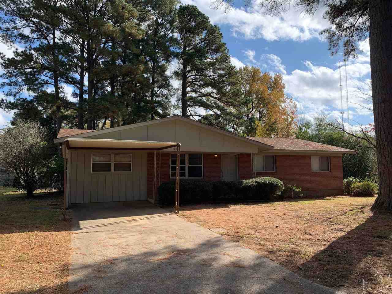 1702 Kenwood - Photo 1