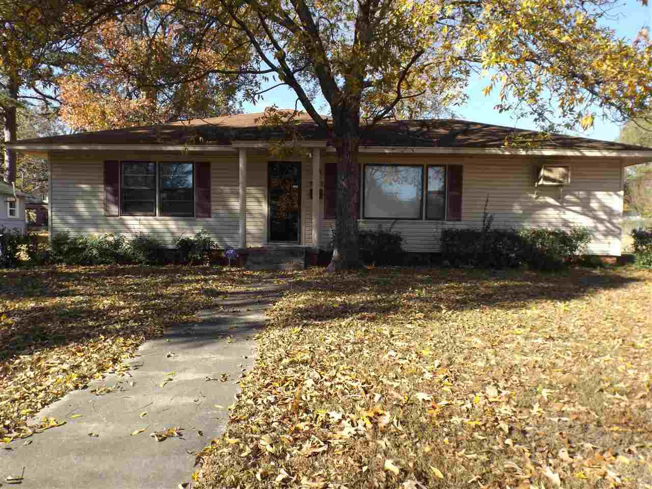 3023 Pecan St - Photo 1