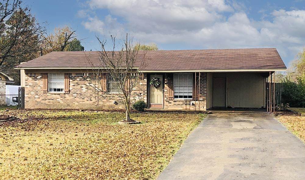 4703 Parkland - Photo 1