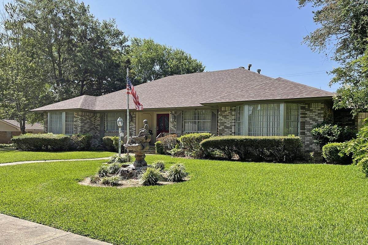 1307 Holloway Dr - Photo 1