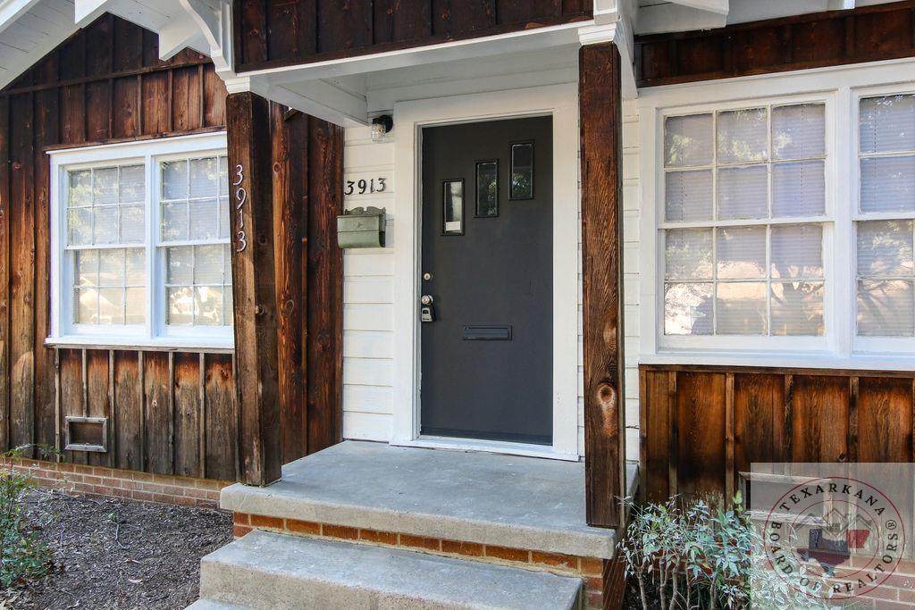 3913 Olive - Photo 1